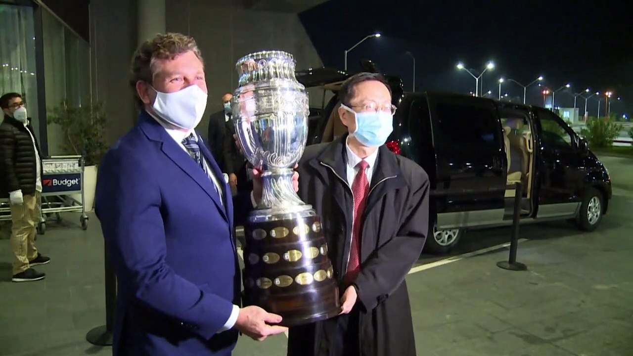 Llegaron a Uruguay las vacunas chinas donadas a Conmebol