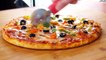 5 Minute No Oven , No Yeast Pizza! Lockdown Pizza Recipe