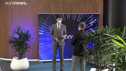 El Parlamento Europeo pide PCR gratuitas