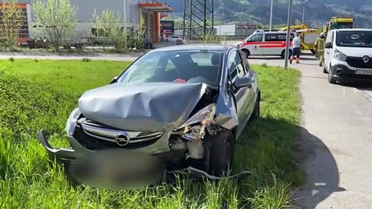 78-Jähriger prallte frontal gegen Steinmauer in Stans