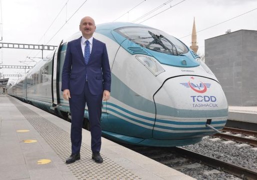 Son dakika haberleri... Ulaştırma ve Altyapı Bakanı Karaismailoğlu, AK Parti Karaman İl Başkanlığında konuştu Açıklaması