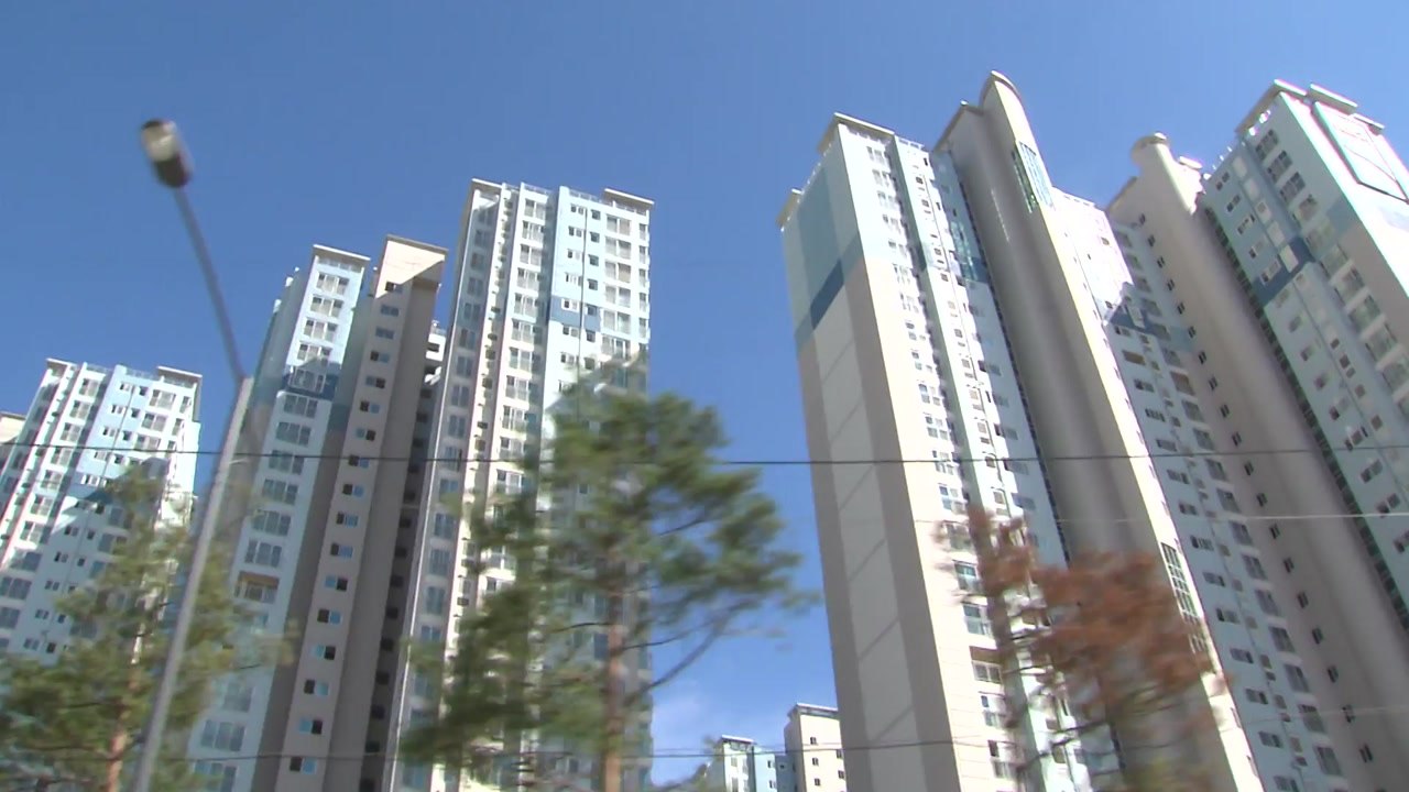 전국 미분양 주택 역대 최소 경신...전국 15,270가구 / YTN