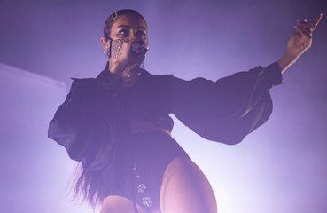Charli XCX' stormed out' of label meeting over 'authenticity' row