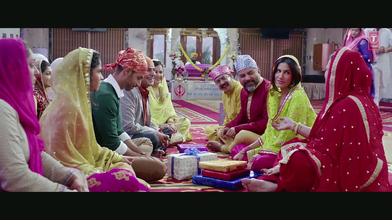 Bhabi To Kuch Jyada Hi Frank Hai | Movie Clips | Jai Mummy Di | Sunny Singh | Sonnalli Seygall