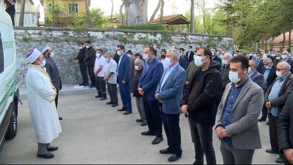 Korona virüse yenik düşen gazeteci Soner Toros son yolculuğuna uğurlandı