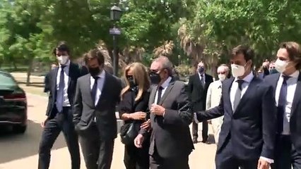 Pedro Trapote despide a su hijo Pedro rodeado de grandes amigos