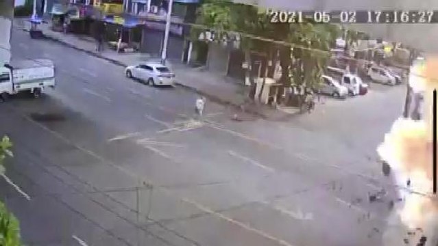 Myanmar'da tansiyon düşmüyor: Tuzaklanan patlayıcı infilak etti