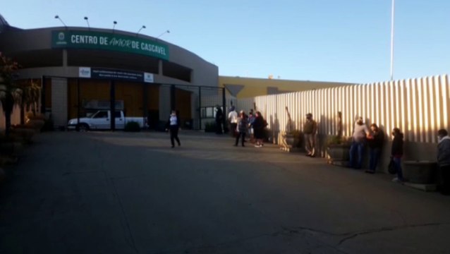 Vacinação de idosos de 60 anos: nascidos entre 1º de setembro a 31 de dezembro recebem primeira dose no Centro de Convenções