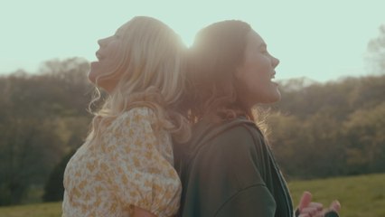 Ellie Holcomb - I Don't Want To Miss It