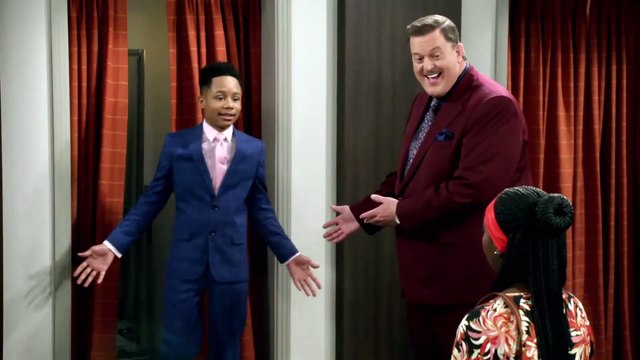 Bob Hearts Abishola S02E16 Sights and Bites