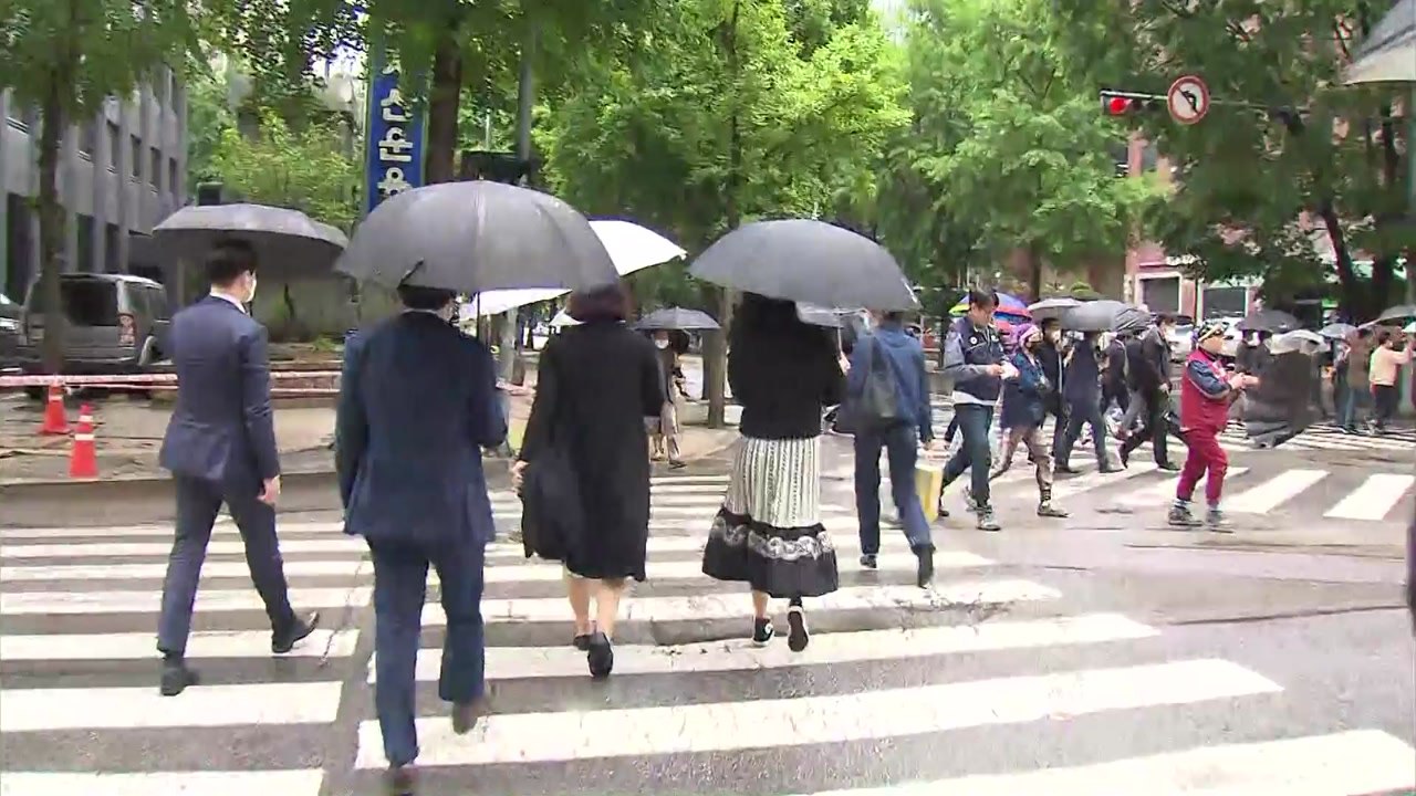 [날씨] 밤부터 휴일 낮까지 비...주말, 비 내리며 서늘 / YTN