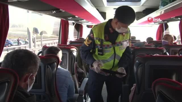 Son dakika haber... İstanbul İl Jandarma ekiplerinden yolcu otobüslerine tam kapanma denetimi