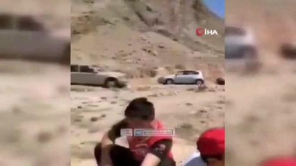 Video herunterladen: Son Dakika | Kırgızistan-Tacikistan sınırındaki çatışmada ölü sayısı 13'e yükseldi