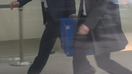 '코로나19 억제 광고' 남양유업 압수수색...4시간 반만에 종료 / YTN