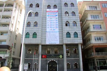 DİYARBAKIR - Sur Kaymakamı ve Belediye Başkan Vekili Çiftçi, yaptıkları çalışmaları anlattı