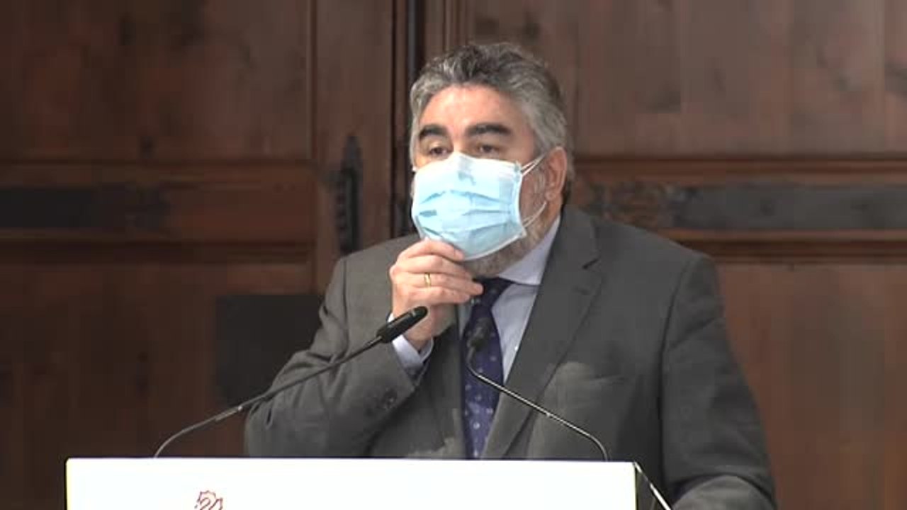 Uribes asegura que la vuelta del público en LaLiga y la ACB se valorará "partido a partido"