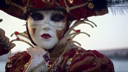 Modena City Ramblers: il video di "Dieci volte" fra le maschere di Venezia