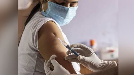 Corona Vaccine Periods में लगवानी चाहिए या नहीं, जानिए Doctors Advice | Boldsky
