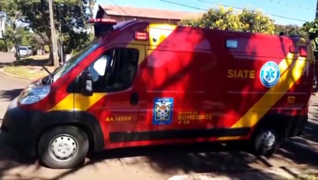 Colisão no cruzamento das Ruas Manoel Ribas e Curitiba deixa motociclista ferido