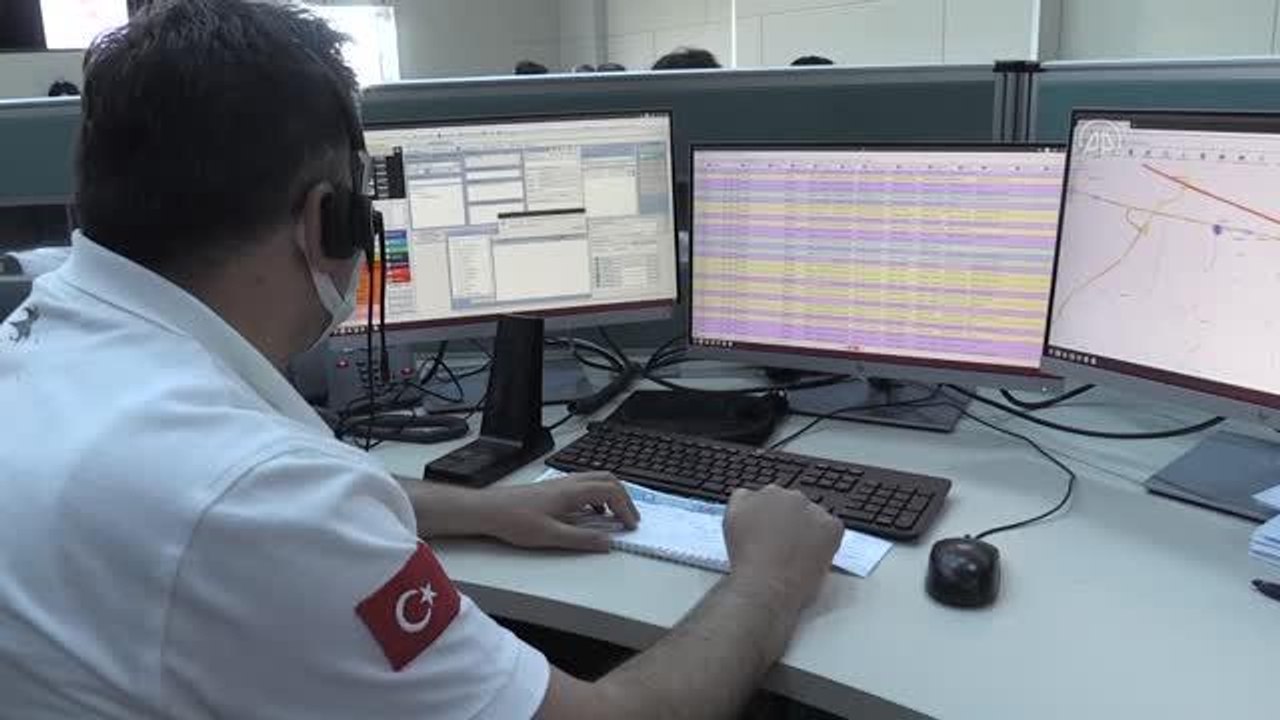 112 Acil Çağrı Merkezine gelen çağrı sayısı "tam kapanmada" arttı