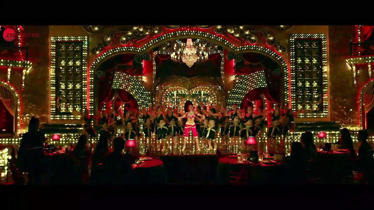 Dil_De_Diya_-_Radhe__Salman_Khan%2C_Jacqueline_Fernandez__Himesh_Reshammiya_Kamaal_K%2CPayal_D_Shabbir_A(1080p)