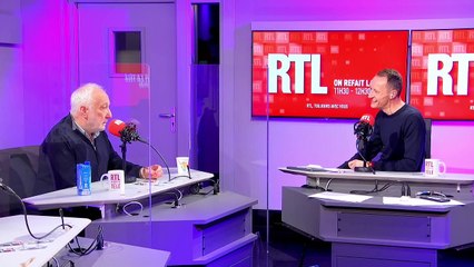 Son truc contre le trac ? Les alertes à la bombe !