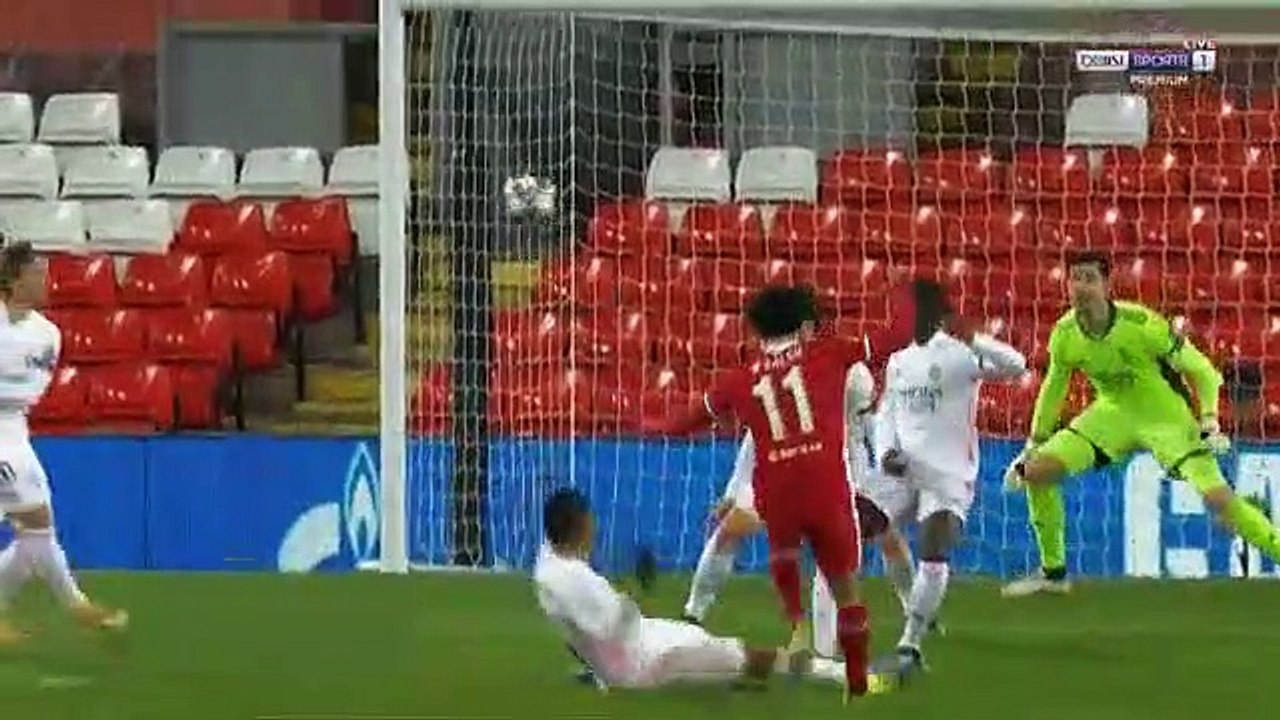 ملخص لمسات محمد صلاح فى مباراة ليفربول وريال مدريد بدوري ابطال اوروبا - بطولات