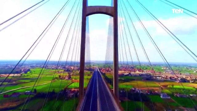 الرئيس عبد الفتاح السيسي يقوم بجولة تفقدية لبعض قطاعات الطريق الدائري الأوسطي