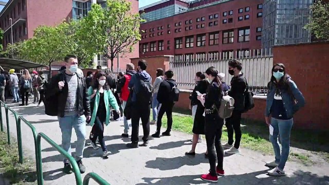 Alívio das restrições da Covid-19 a duas velocidades