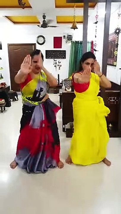 ఫ్రెండ్‌తో కలిసి డ్యాన్స్‌ చేసిన ప్రగతి.. వీడియో వైరల్‌
