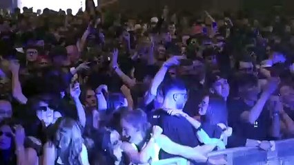 A Liverpool in 6.000 ballano in discoteca senza mascherina