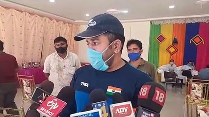 पुत्र-पुत्रवधू कोरोना पॉजीटिव, फिर भी सफाई प्रभारी पहुंचा था रिश्वत लेने, अब खुद भी संक्रमित