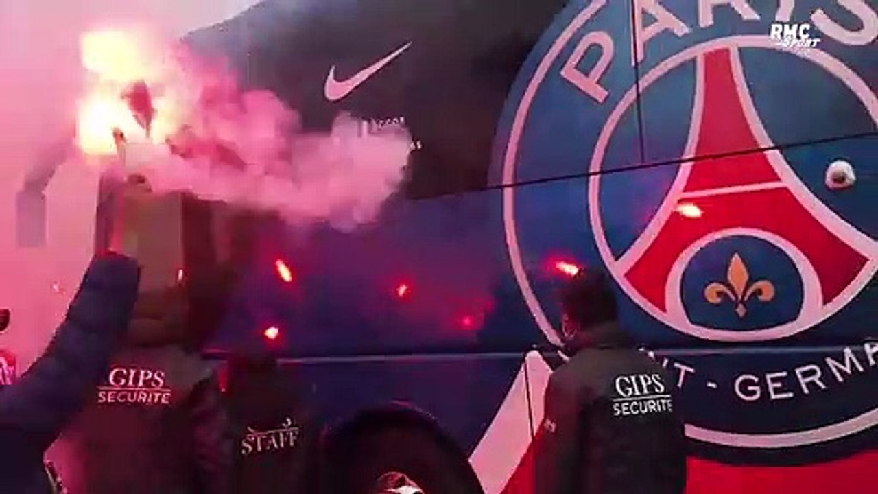 Ligue 1 : Le superbe accueil des supporters parisiens avant PSG - Lens