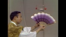 Komazuru Tsukushi - Japanese Top Spinner (Live On The Ed Sullivan Show, December 26, 1965)