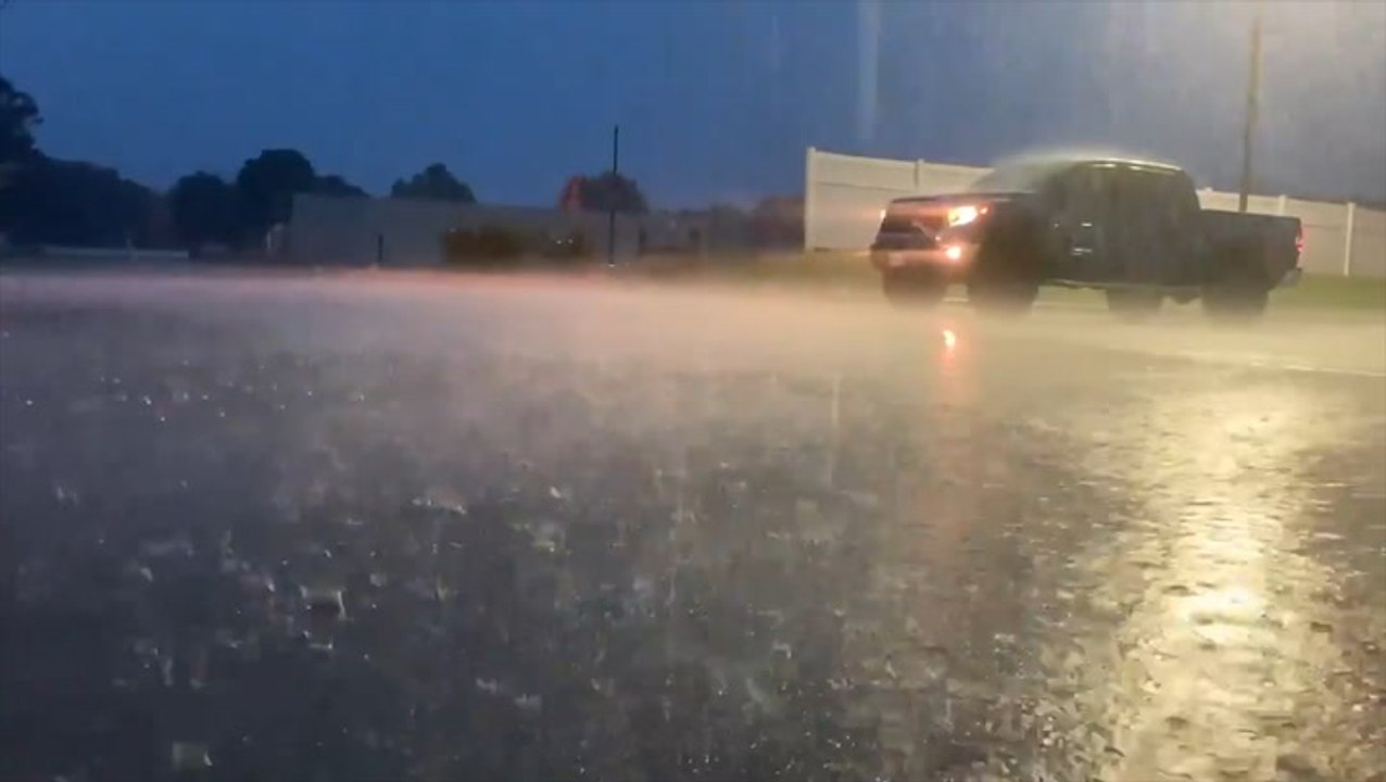 Torrential rain soaks Texas