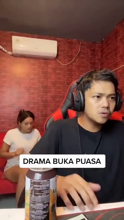 bikin kesel pun #vitosinaga