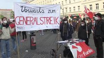 Berlin'de 1 Mayıs gösterilerinde polis ve protestocular çatıştı