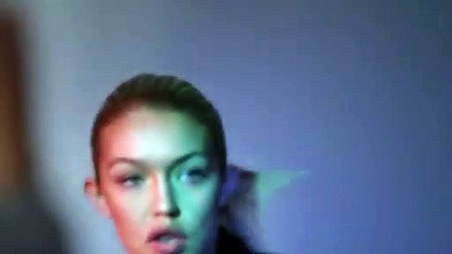 Gigi Hadid nos bastidores da Vogue Austrália | Junho 2015 [LEGENDADO PT/BR]