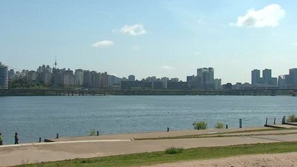 [날씨] 휴일 맑음, 한낮에도 바람 불며 서늘...동쪽 소나기 / YTN