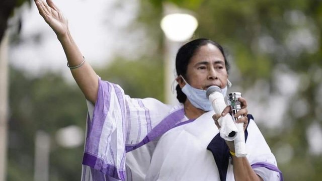 TMC leads in Bengal, Tent sets for celebration in Kolkata