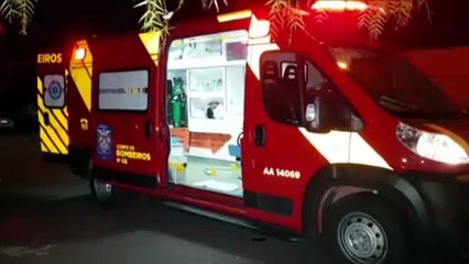 Nissan Versa colide com motocicleta em cruzamento no Centro