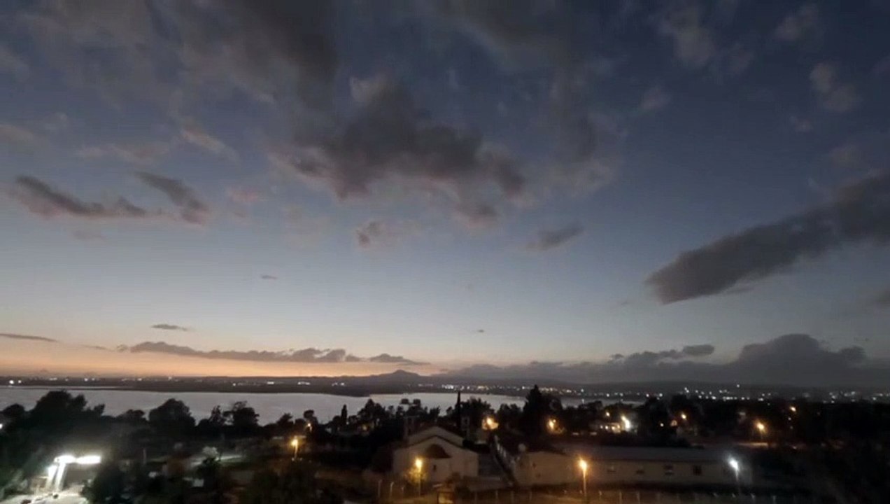 Friday Feels | Classic Rock Music To Dance By Yourself | Energising 60’s Indie Garage