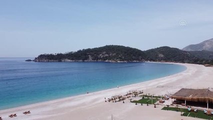 (DRONE) Cadde ve sokaklar sessiz kaldı