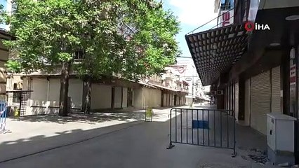 Güvenlikler çuvalı fark etti, soygun önlendi; tünel kazmışlar