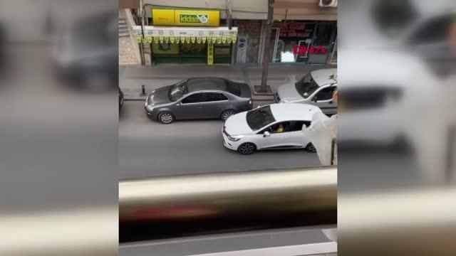 KÜÇÜKÇEKMECE'DE 8 YAŞINDAKİ OĞLUNA OTOMOBİL KULLANDIRAN BABAYA 2 BİN 698 LİRA CEZA