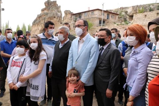 Son dakika haber... Bakan Kasapoğlu Frig Vadisi'nde yürütülen spor turizmi yatırımlarını değerlendirdi