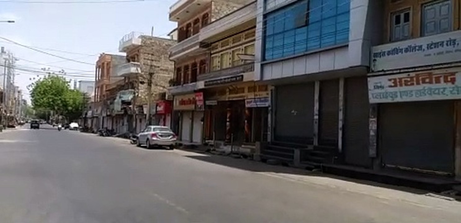 बाड़मेर: दोपहर 12 बजे से कफ्र्यू, बिना वजह घूमत...