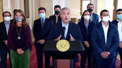 Duque pede retirada de reforma tributária alvo de protestos na Colômbia