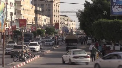 Gazze'de İsrail'in Kudüs'ün Şeyh Cerrah Mahallesi'ndeki ihlalleri Filistinlilerce protesto edildi