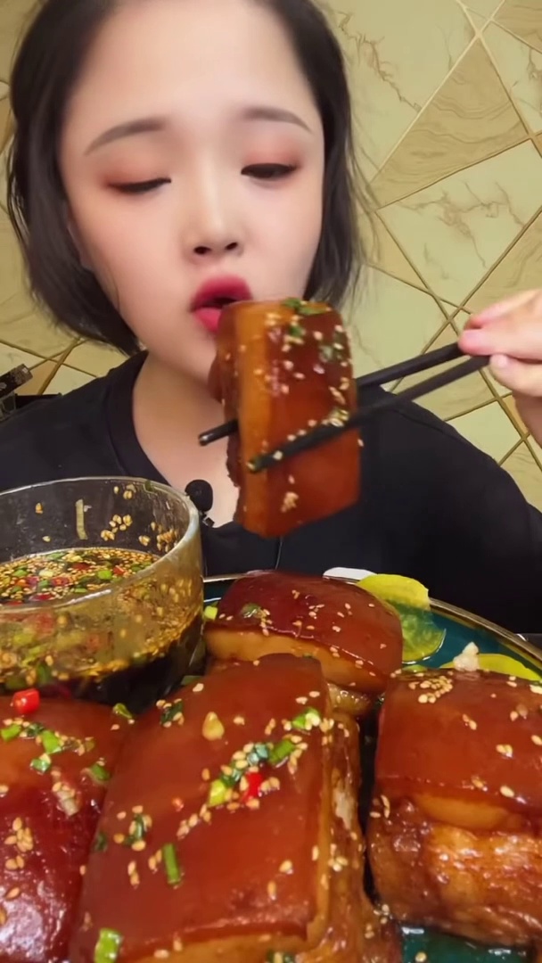 Eating Food and Lifestyle